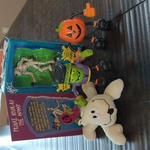 Vintage Halloween toy set